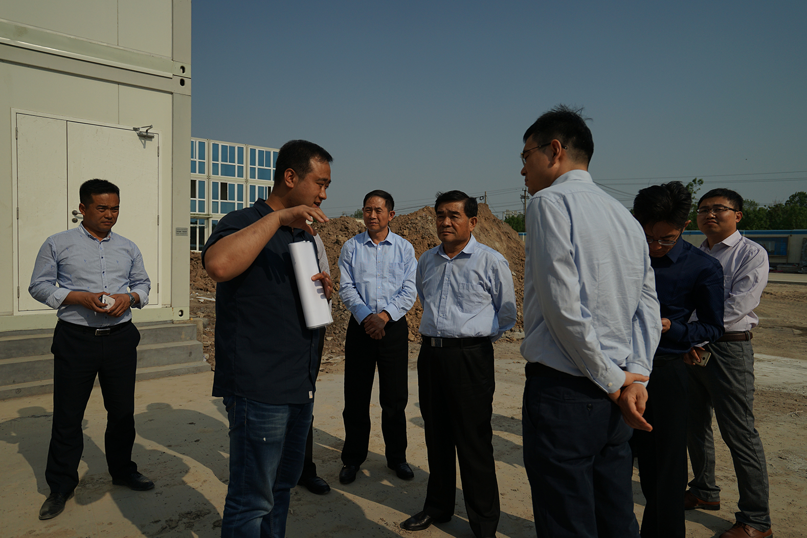 6、農(nóng)高區(qū)管委會副主任楊同柱到集團公司視察指導.jpg
